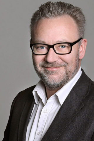 Rechtsanwalt Stephan Scheele: Jahrgang 1968, Anwalt seit 1998, Fachanwalt für Verkehrsrecht, Fachanwalt für Versicherungsrecht